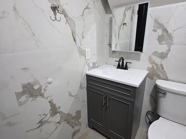 793 Olympia Blvd #1 — Photo 36