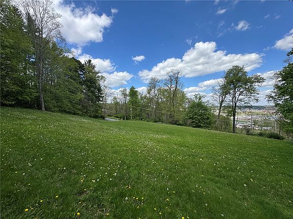 5th image of 425 Felgar Rd