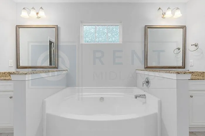 147 Ventnor Ave — Photo 28