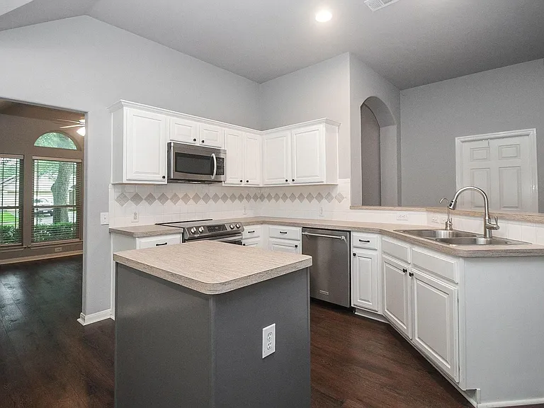 2707 Millers Falls Ct — Photo 11