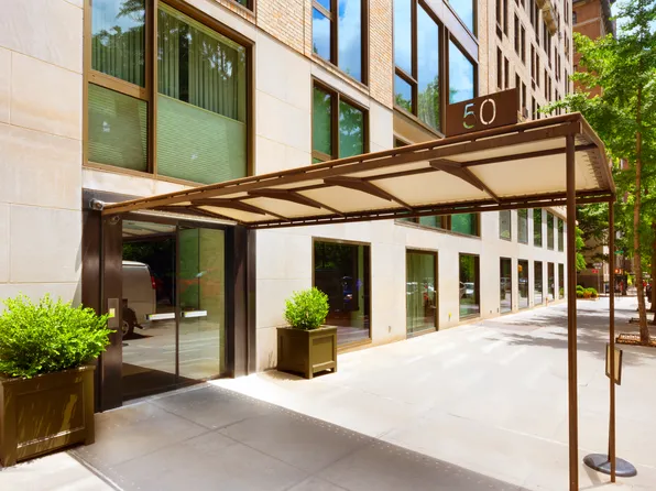 50 Gramercy Park North 3B image 7 of 8