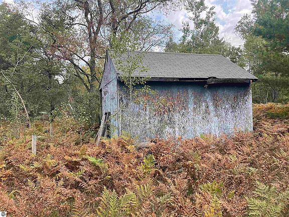 3rd image of 2076 Penny Ln SE