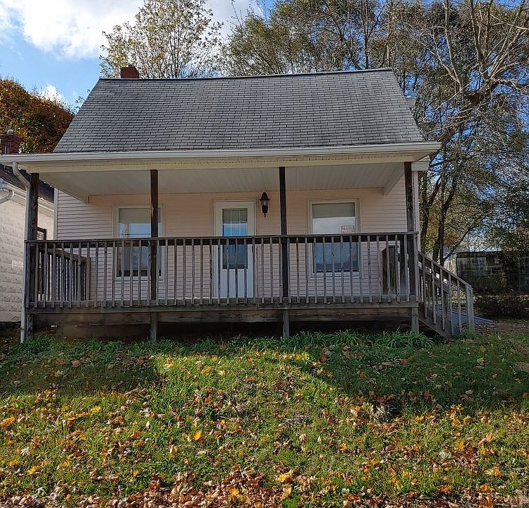 1st image of 1584 Josephine Ave