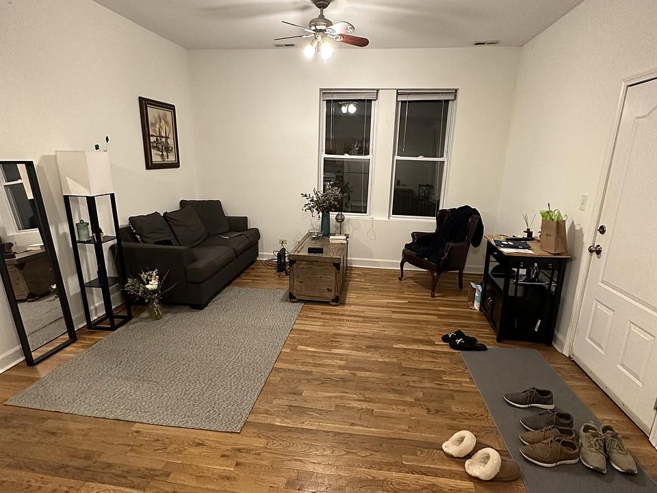 1st image of 1510 N Campbell Ave APT 1R