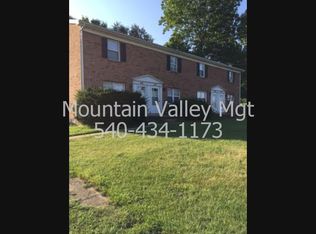 431 S Main St, Broadway, VA 22815