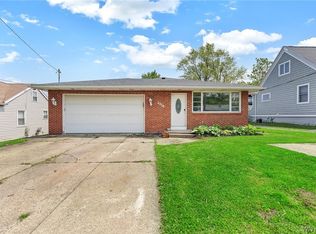 2618 Amsdell Rd, Hamburg, NY 14075