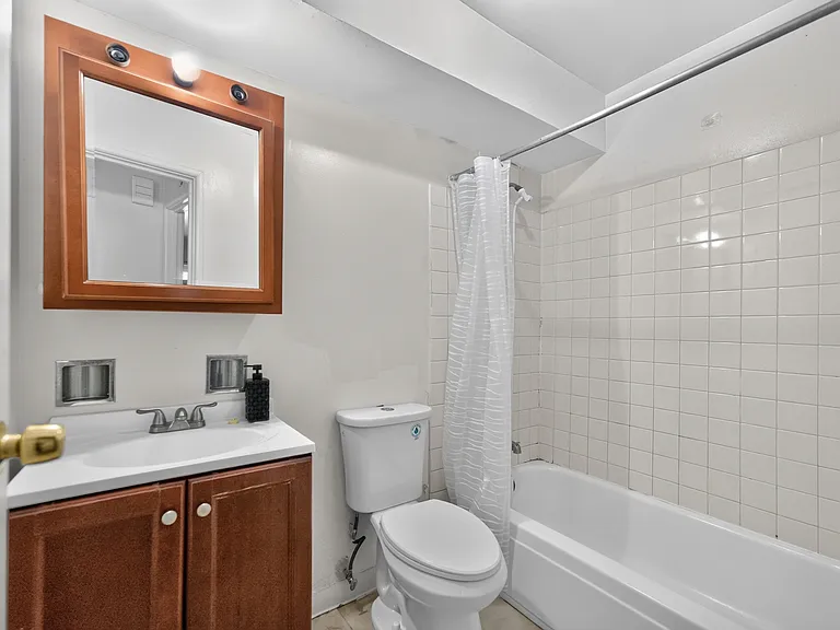 827 W College Blvd #201 — Photo 10