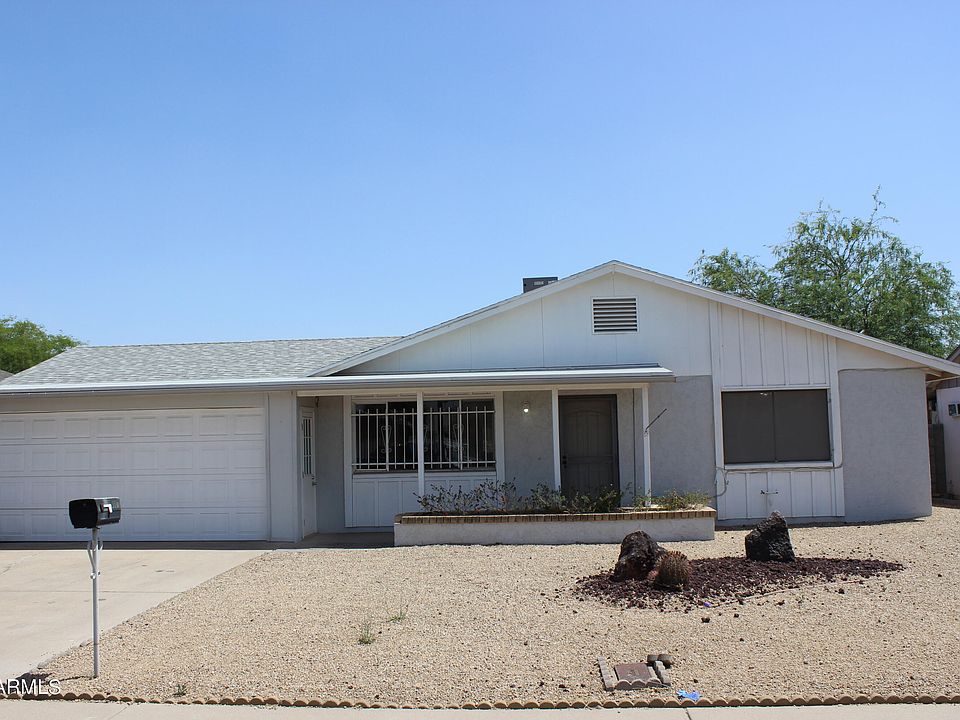 1st image of 4607 W Sunnyside Ave