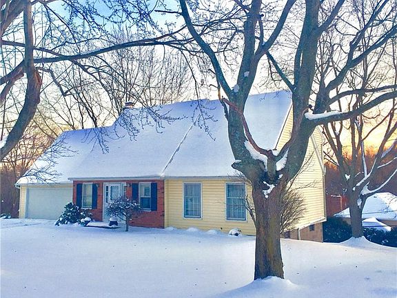 2nd image of 18 Crestview Dr