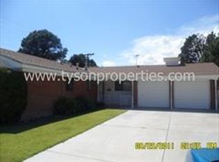 7425 Carriveau Ave NE, Albuquerque, NM 87110