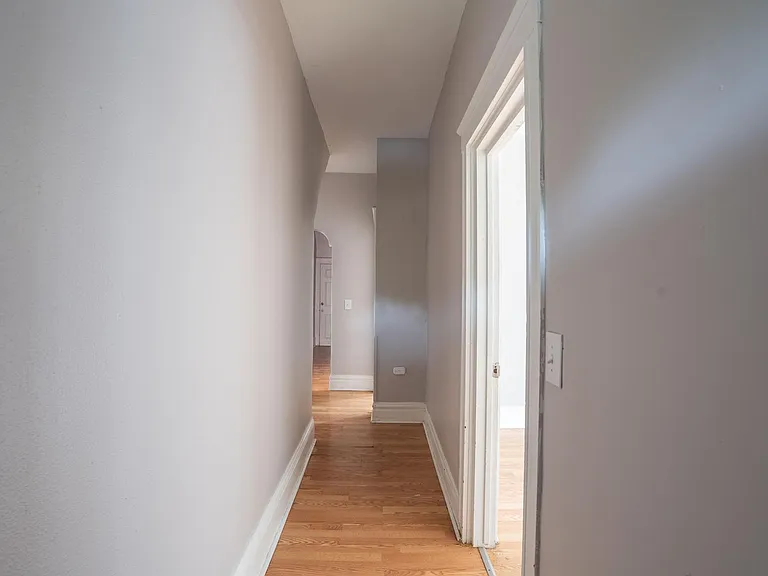 6128 Vermont Ave — Photo 6