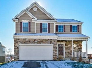 104 Oakwood Ln, Imperial, PA 15126