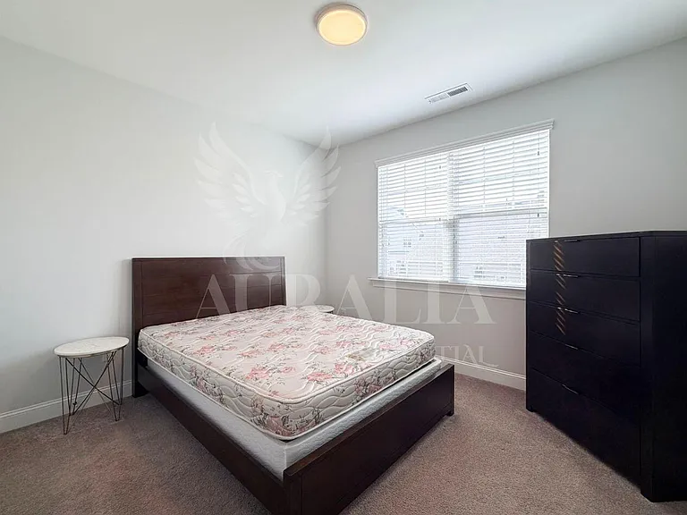 1306 Farm Pond Trl — Photo 16