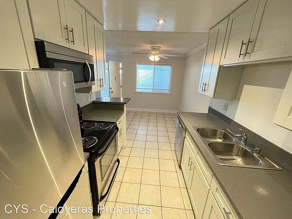 3rd image of 9612 Lucerne Ave #104