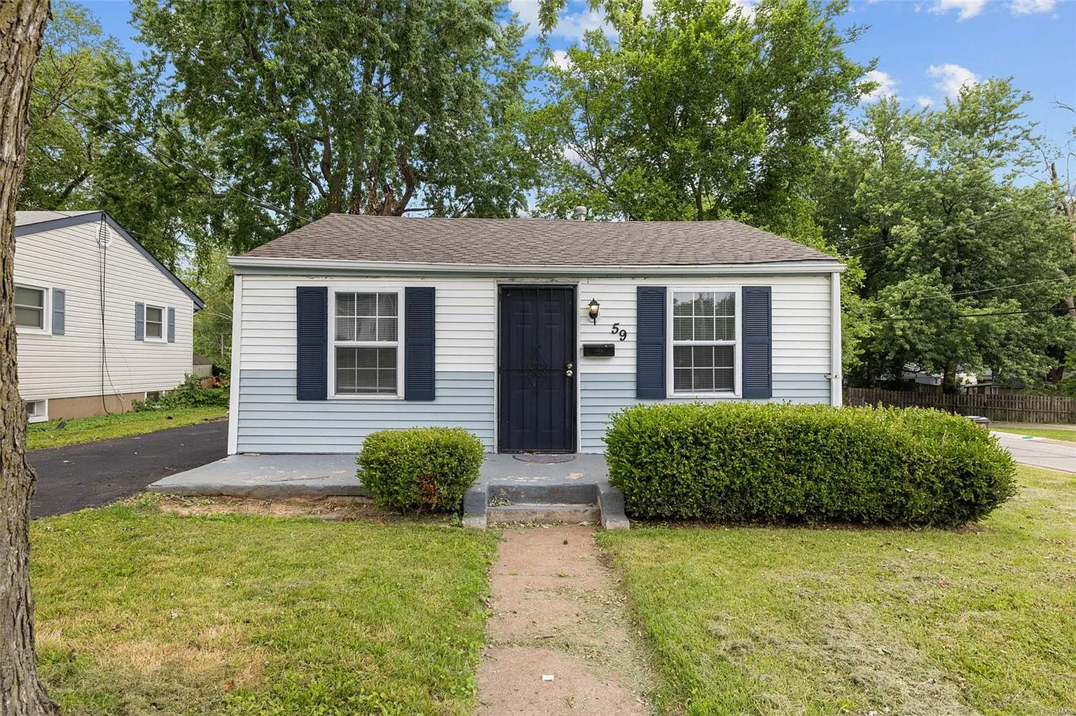 59 Williams Blvd photo 1
