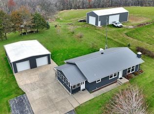 3143 61st Street Ln, Shellsburg, IA 52332