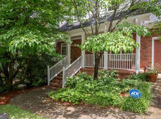 127 Chestnut Ln, Athens, GA 30606