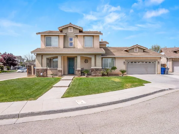 6734 W Dovewood Ln, Fresno, CA 93723