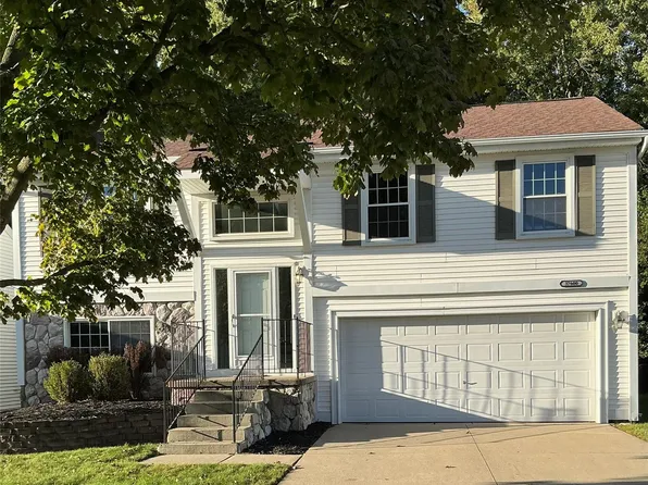 37600 N Rhead Cir, Westland, MI 48186