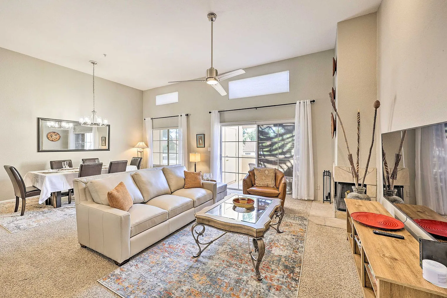 2 bed, 2.0 bath, 1291 sqft, $3,580 — Photo 1