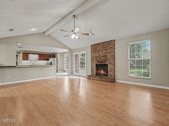 2nd image of 516 KEVIN Drive
