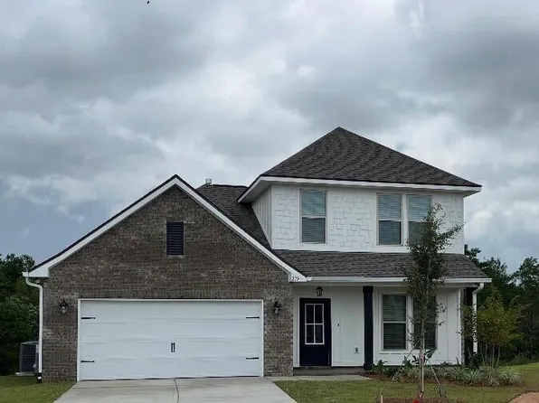 215 Bon Ami Dr, Freeport, FL 32439