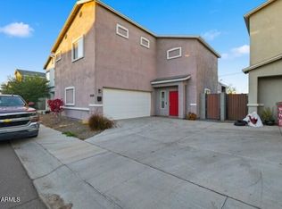 1030 E Odeum Ln, Phoenix, AZ 85040