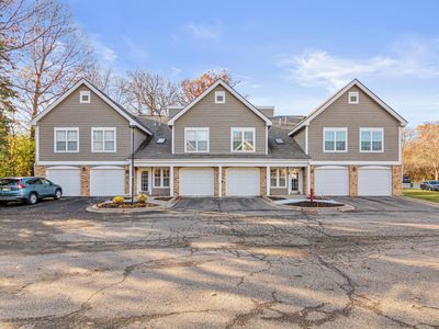 6167 Chasewood Pkwy APT 204, Minnetonka, MN, 55343