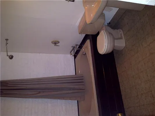 Sold by R New York | media 4