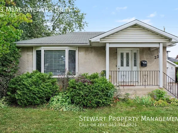 23 Meadowlands Dr W, Ottawa, ON K2G 2R3
