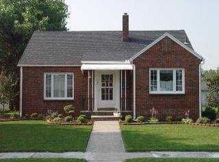 107 W Perry St, Walbridge, OH 43465