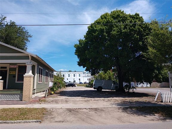 2nd image of 1605 E 6th Ave