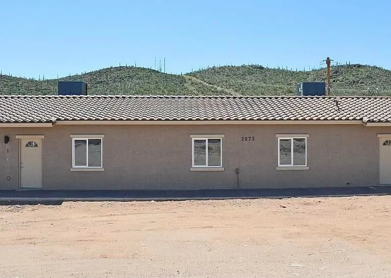2073 W Ajo Way — Photo 2