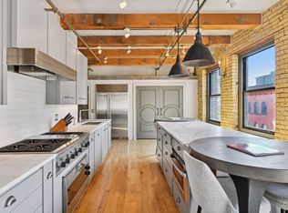 406 Wacouta St UNIT 412, Saint Paul, MN 55101