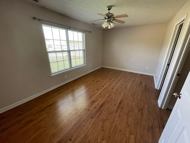 3129 Cirrus Ct — Photo 2