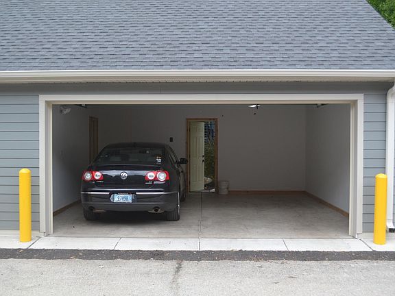 5th image of 4325 N Kenmore Ave #2
