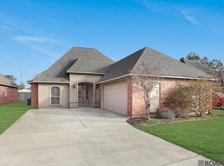 10079 Chanel Dr, Denham Springs, LA 70706