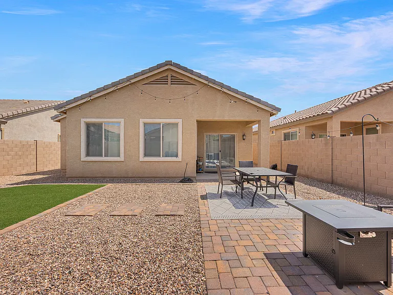 736 E Gold Dust Way — Photo 24