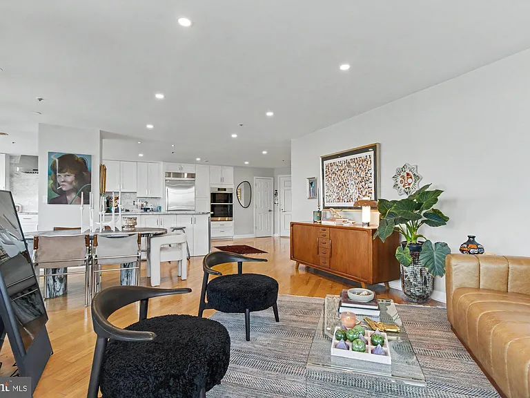 100 Harborview Dr #1001 — Photo 22