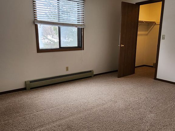 5th image of 2400 S Sycamore Ave APT 29