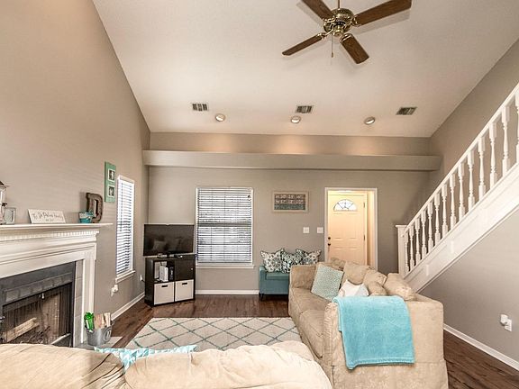 2nd image of 5315 Flintwood Cir