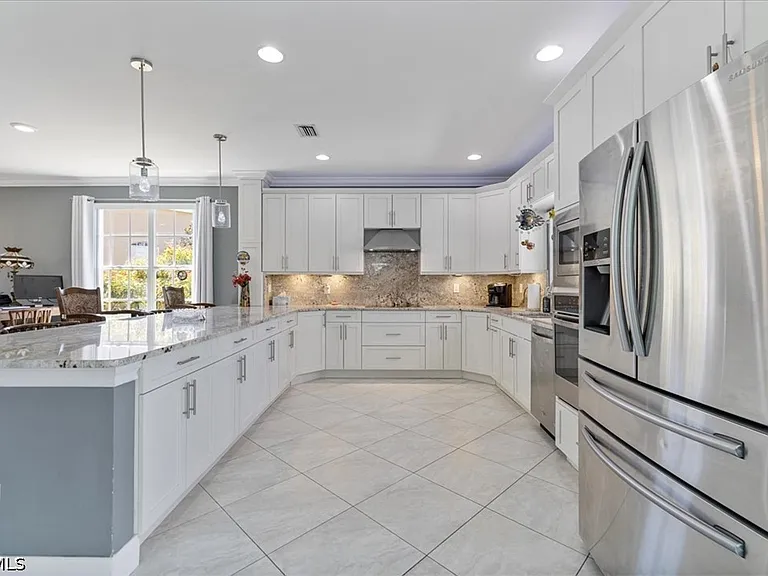 13870 Silver Lake Ct — Photo 25