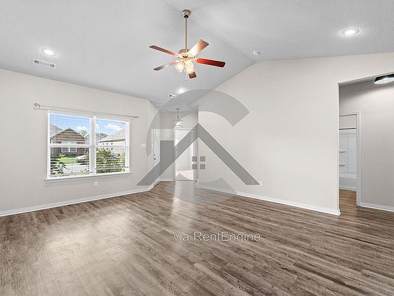 4th image of 2230 Matthews Ln