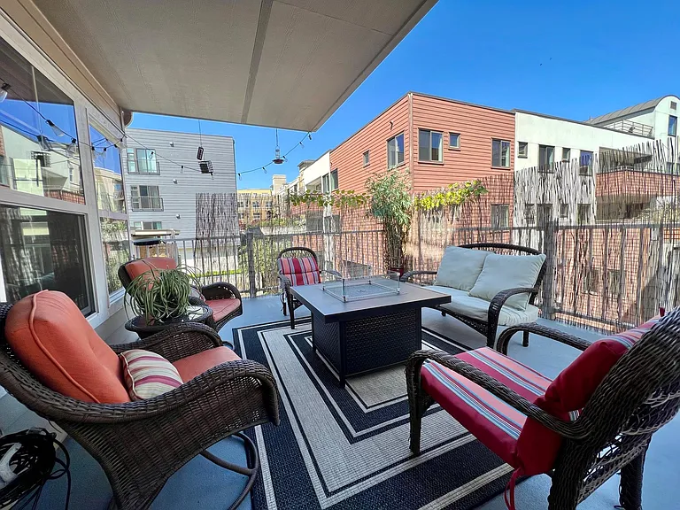 432 NE Ravenna Blvd #204 — Photo 12