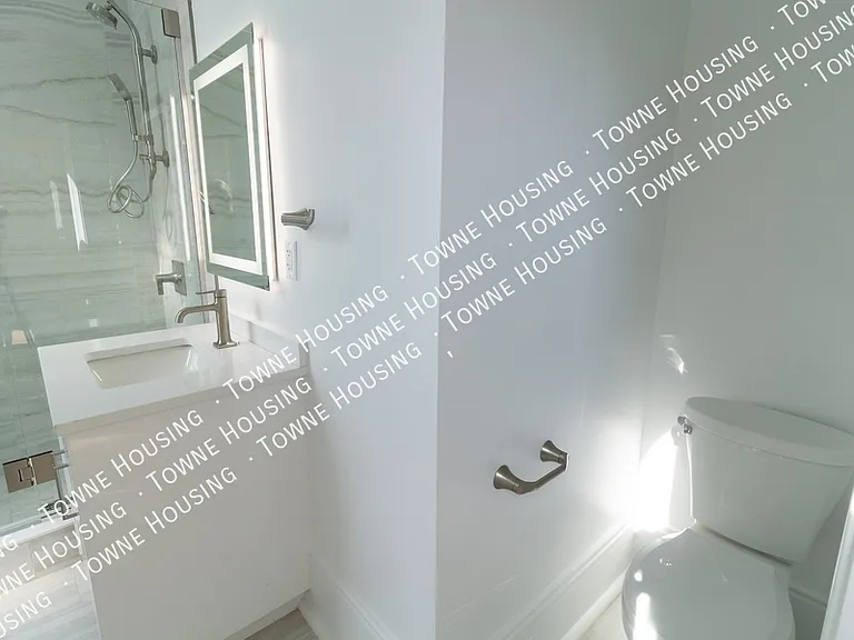 17 N Pearl St #3 — Photo 12