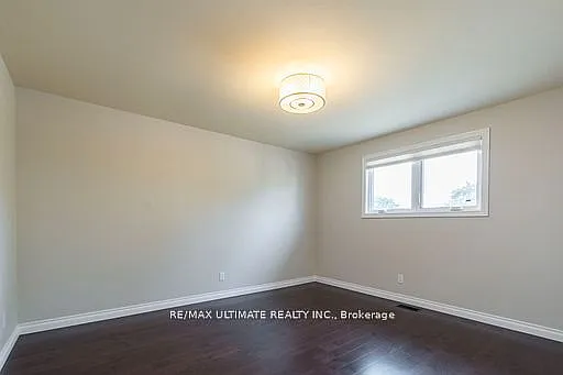 34 Briarwood Cres — Photo 26
