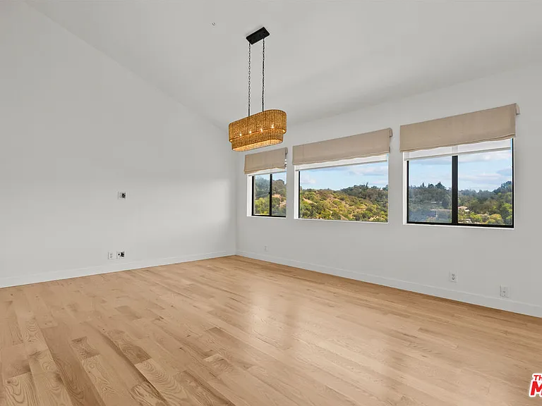 3665 Alta Mesa Dr — Photo 19