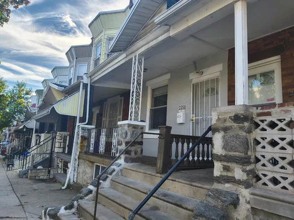 2850 N Marston St, Philadelphia, PA 19132