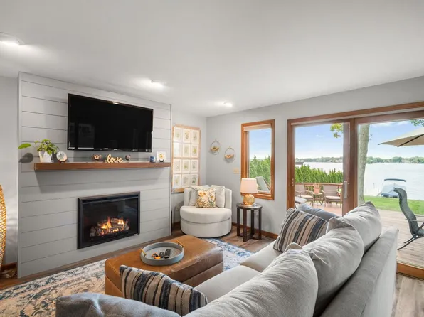 S70W18899 Gold DRIVE, Muskego, WI 53150