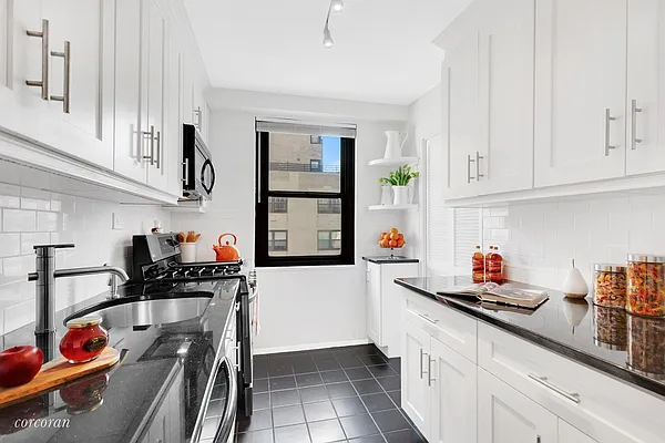 Sold by Corcoran | media 19